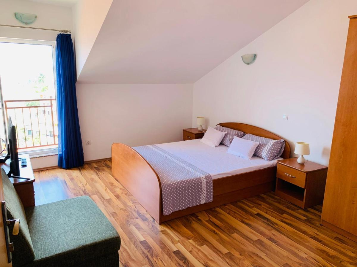 Apartman Senka Podgora Buitenkant foto