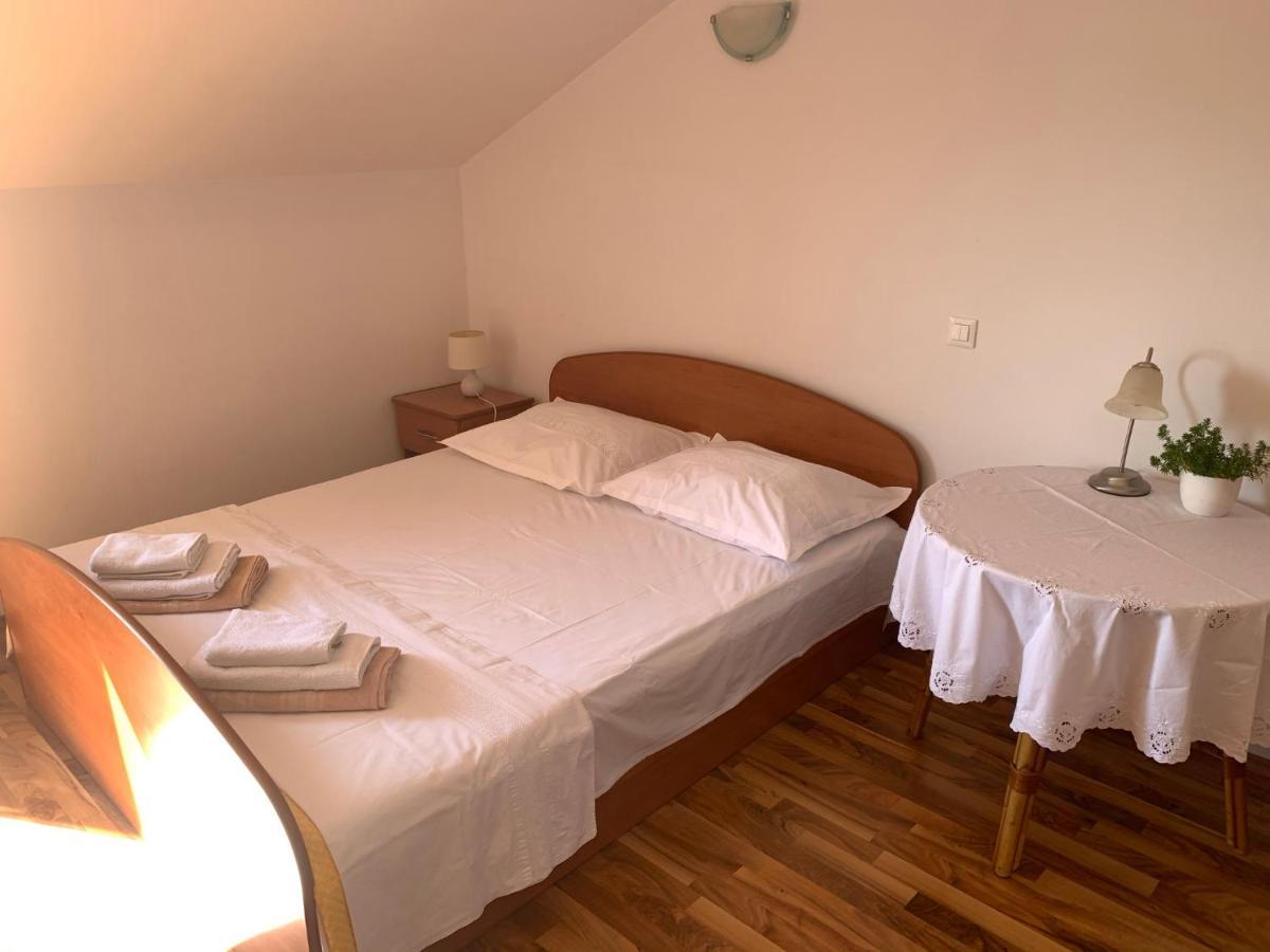 Apartman Senka Podgora Buitenkant foto