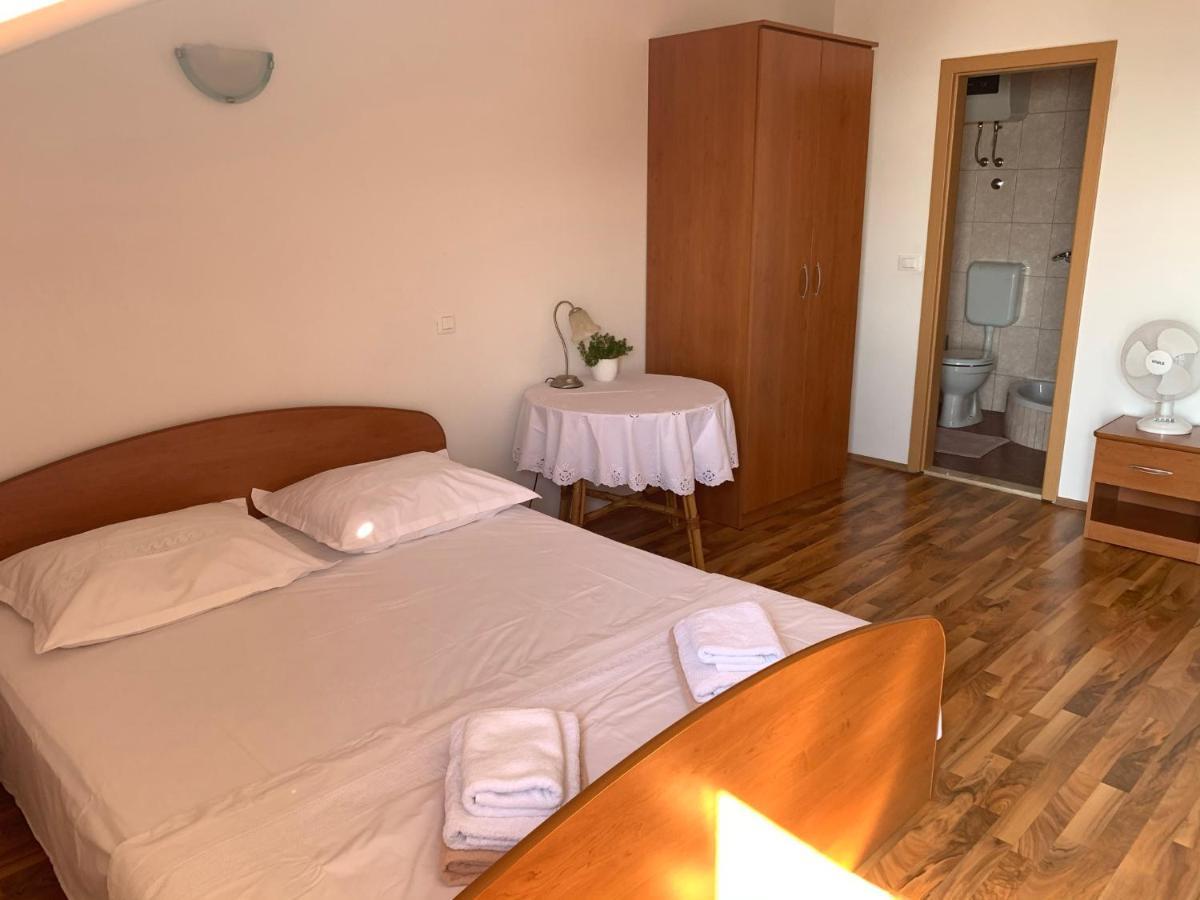 Apartman Senka Podgora Buitenkant foto